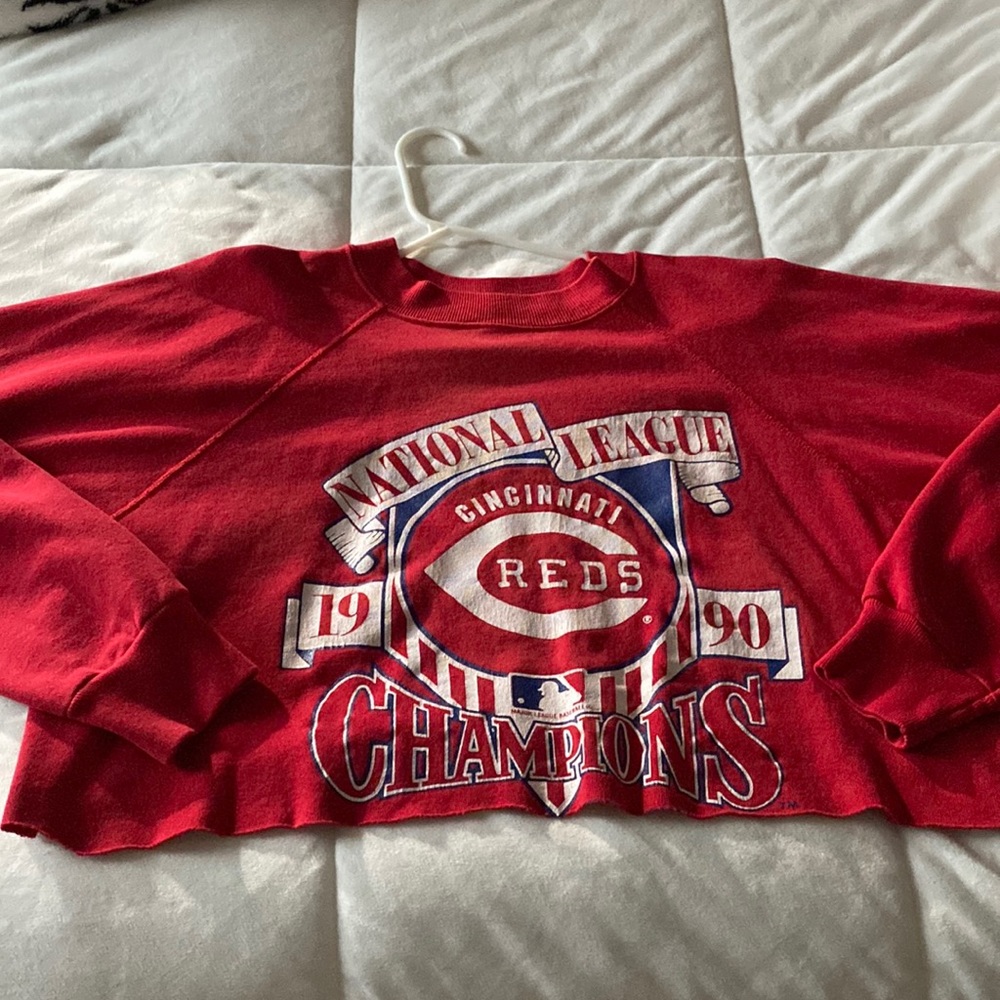 Red Vintage Sweatshirt!